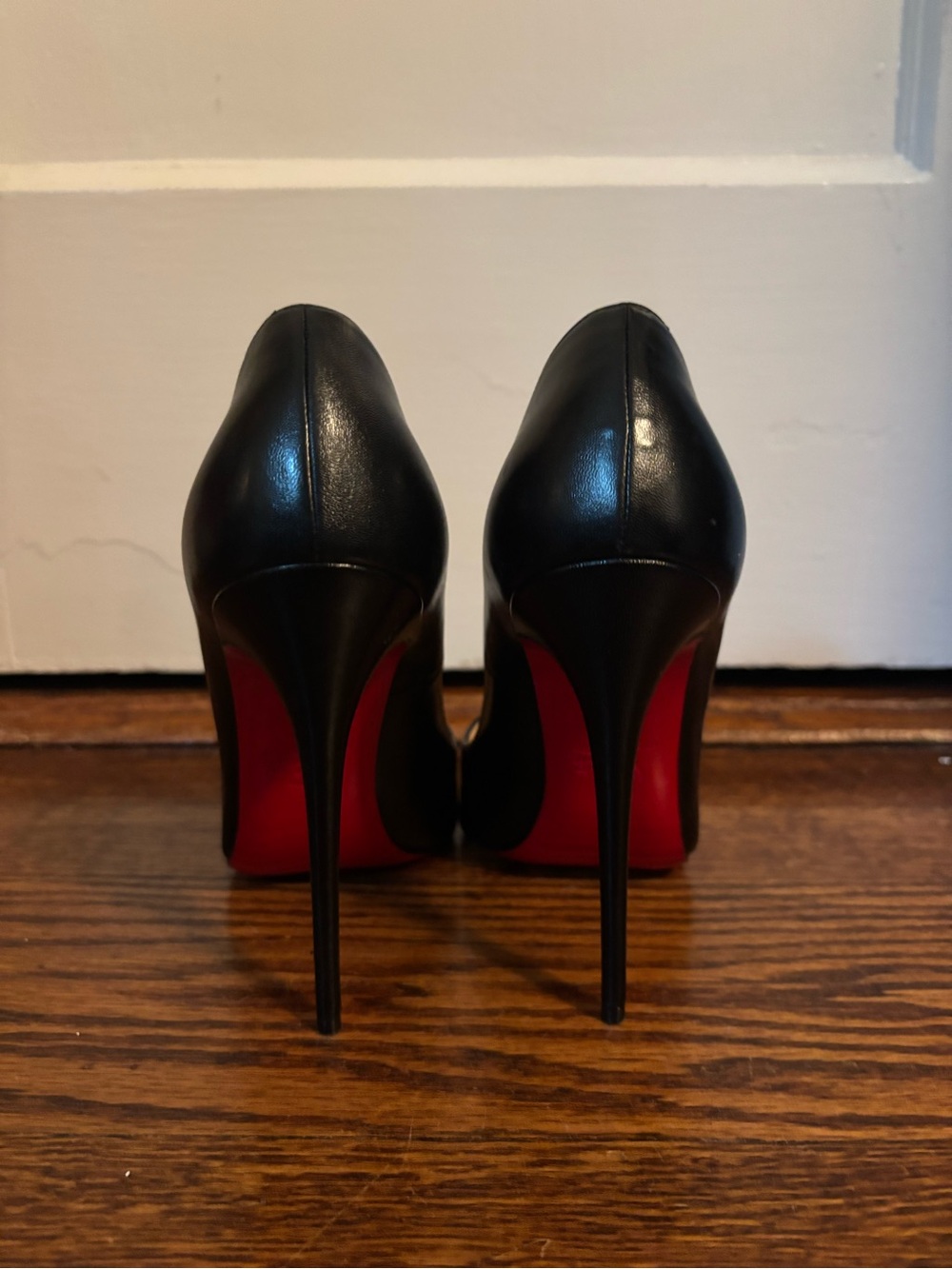 Christian Louboutin LIKE NEW! Size 38 Black Stilettos - Pigalle Follies 120